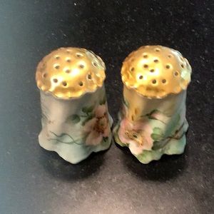 Salt and pepper shakers